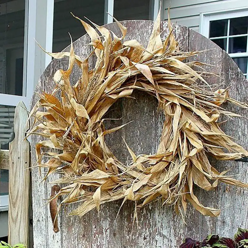 Churchill's Garden Center - Corn Stalk Wreath Class